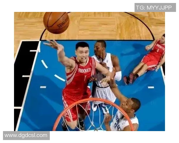 姚明与历史巨星的巅峰对决回顾与精彩瞬间分析 姚明与历史巨星的巅峰对决回顾与精彩瞬间分析