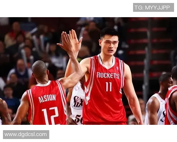 姚明在NBA的奋斗历程与对中国篮球的深远影响探讨
