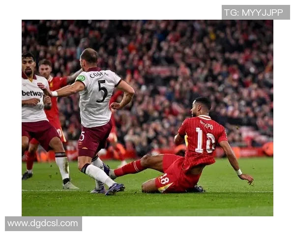 足总杯精彩对决多特蒙德与利物浦战成平局乌龙球成比赛转折点