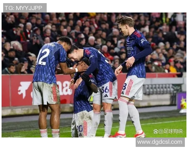 友谊赛巴萨小胜阿森纳红牌争议引发全场热议与转会传闻 友谊赛巴萨小胜阿森纳红牌争议引发全场热议与转会传闻