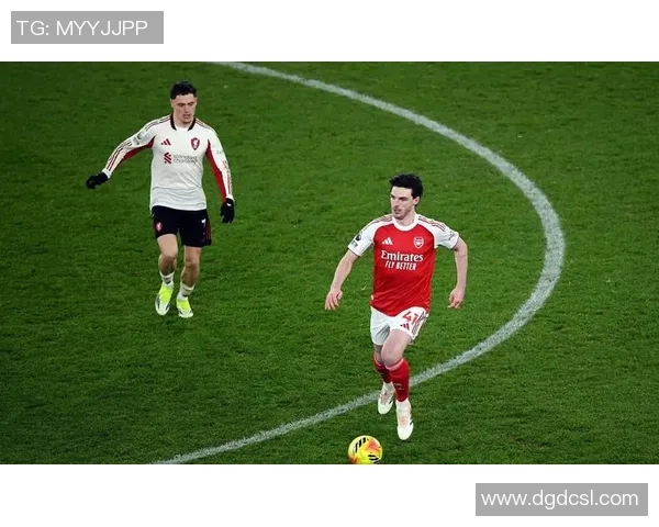 意甲激战利物浦狂胜马竞四球乌龙球引发争议判罚全场沸腾 意甲激战利物浦狂胜马竞四球乌龙球引发争议判罚全场沸腾