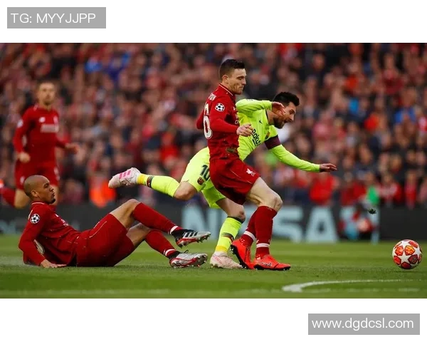 欧冠经典对决利物浦逆转巴萨乌龙球成关键战术分析与精彩瞬间回顾