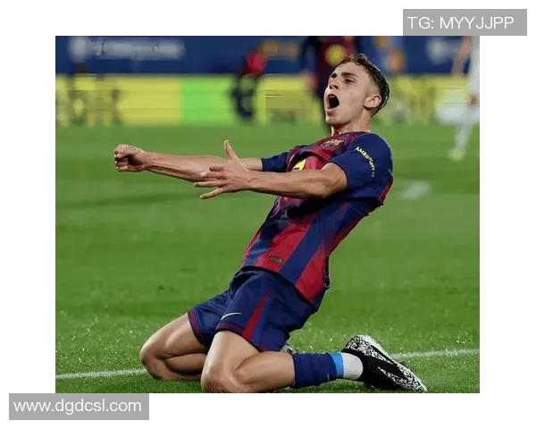 英超激战：巴黎圣日耳曼与热刺战成平局引发全场热议与数据分析