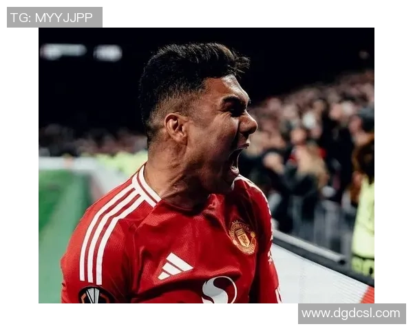 曼联友谊赛逆转那不勒斯精彩瞬间引发全场热烈反响